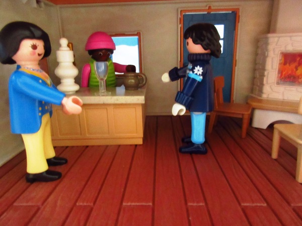 It's the Christmas season for the Playmobil people in our house...