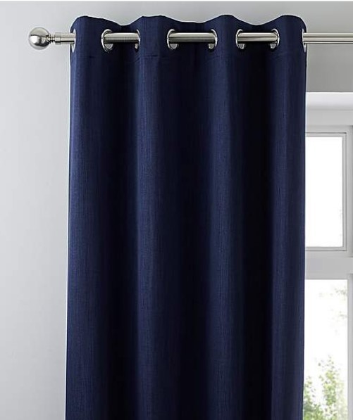 What curtains would you put with this bedding