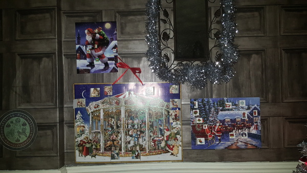 70s Christmas update. The decorations
