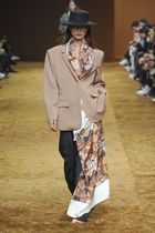 Les Parisiennes de Mamansnet: Be More Aunt Larry