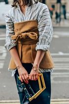 Les Parisiennes de Mamansnet: Be More Aunt Larry