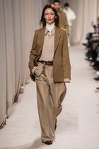 Les Parisiennes de Mamansnet: Be More Aunt Larry