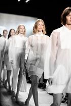 Les Parisiennes de Mamansnet: Be More Aunt Larry