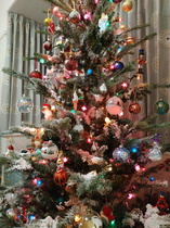 To be a tad disappointed with my balsam hill tree
