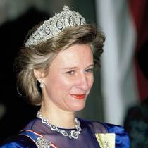 Royal style: fewer new frocks, more old rocks
