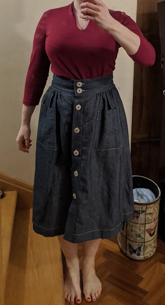 I often look scruffy. What easy steps can I take to look neater?