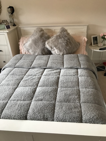 Honest opinions please. Do these cushions look okay? **Pic attached