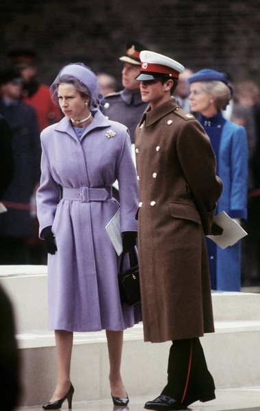 Royal style: forget all your stresses as we talk royal dresses