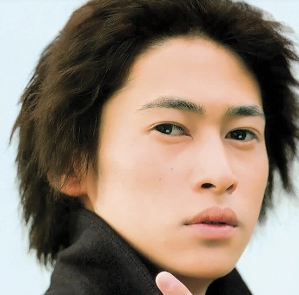 To think this is the world's most gorgeous human being?