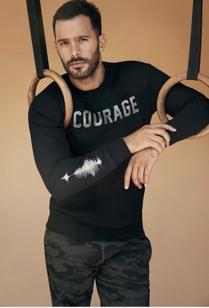 To think this is the world's most gorgeous human being?