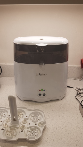 How much water to put in steriliser