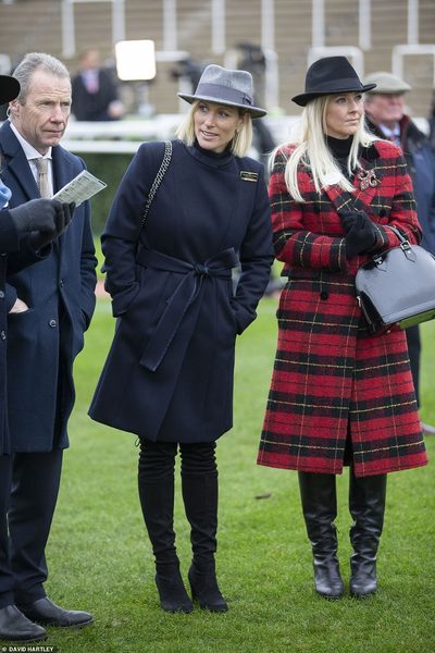 Royal style: from pussy bows to furbelows
