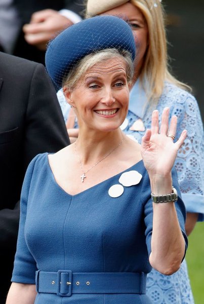 Royal style: forget all your stresses as we talk royal dresses