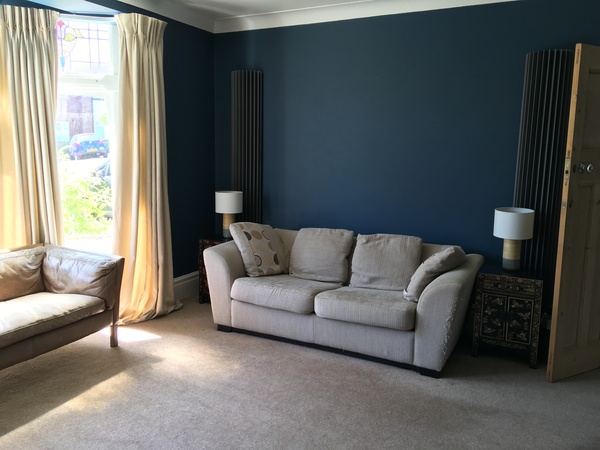 Show me your navy/deep blue/teal rooms