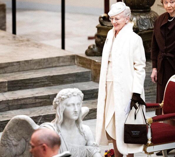 Royal style: forget all your stresses as we talk royal dresses