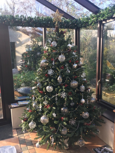 If you have an awesome fake Christmas tree, what’s the make and model?