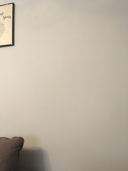 Can someone recommend a nice grey paint for my lounge ....