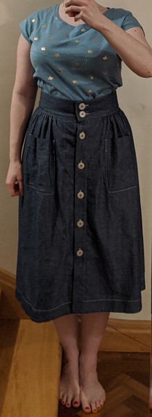 I often look scruffy. What easy steps can I take to look neater?