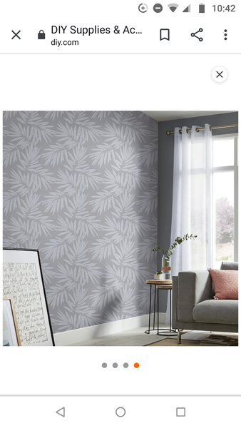 Wallpaper Help! A or B?