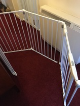 iSafe playpen/room divider