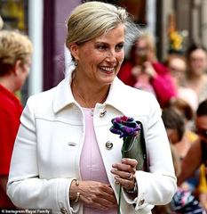 Royal style: forget all your stresses as we talk royal dresses