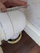 Toilet - that doesnt have a tight swan neck