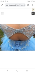 Any seamstresses about please?