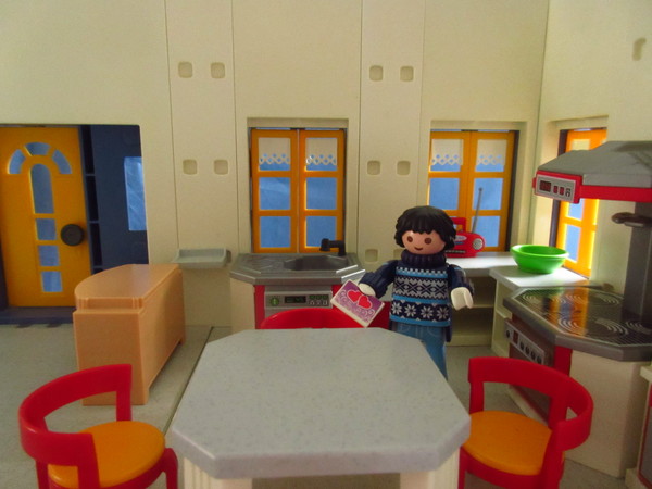 It's St Valentine's Day for the Playmobil people in our house...