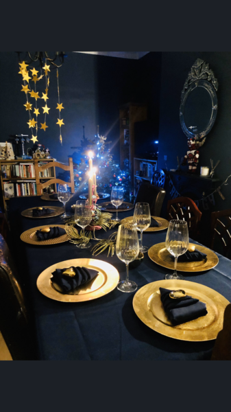 Show me your navy/deep blue/teal rooms
