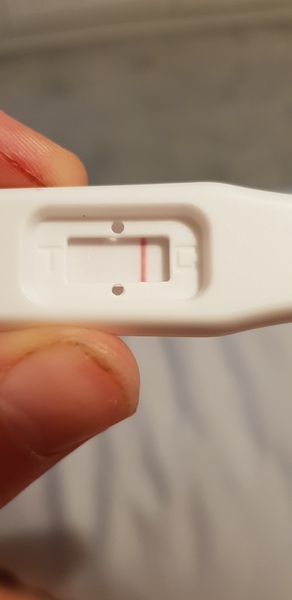 Am i insane i see a line