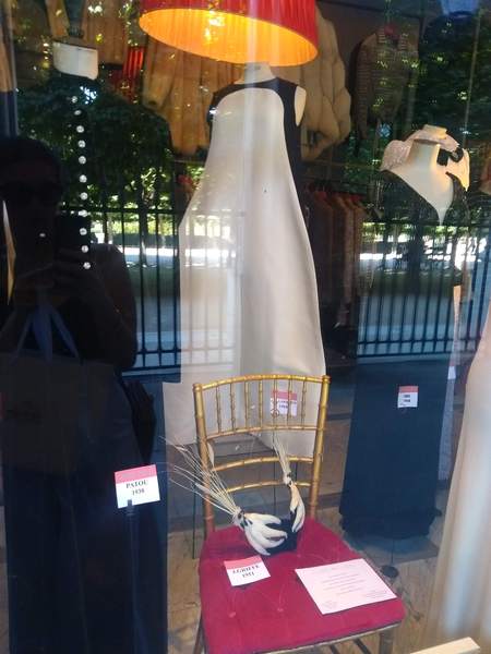 Les Parisiennes de Mamansnet: Be More Aunt Larry