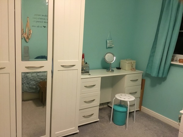 Updating 80’s? fitted wardrobes