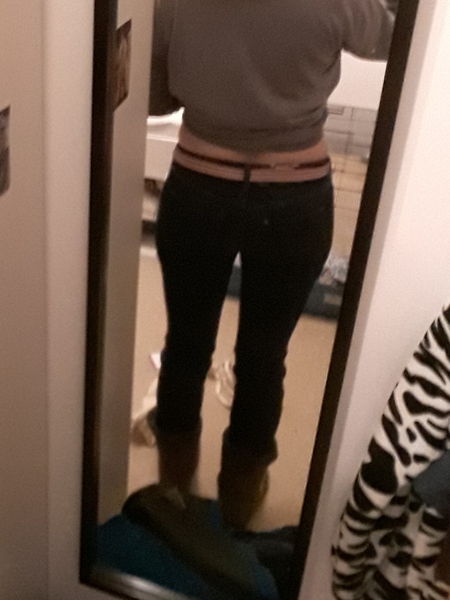 Low rise jeans/trousers