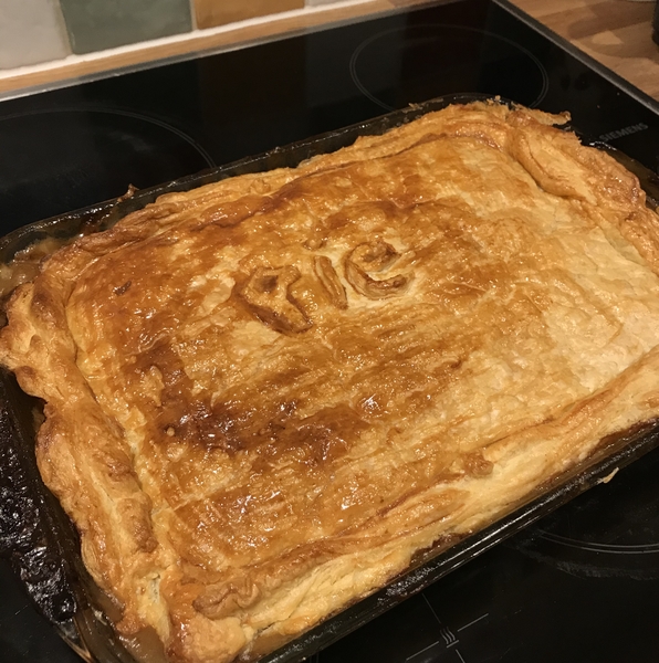 Any pie people out there can steer me in a direction of a good pie? That are not just empty pastry/gravy pies!