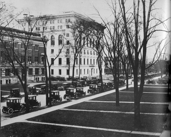 Electric Cars - Am I The Only One Having Reservations?