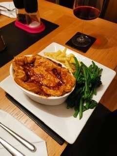 Any pie people out there can steer me in a direction of a good pie? That are not just empty pastry/gravy pies!