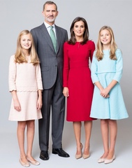 Royal style: the Queen of Spain reigns in the fashion games