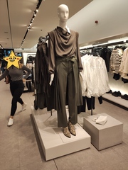 Les Parisiennes de Mamansnet: Be More Aunt Larry