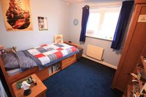 What would you do to this room for 10 year old girl?