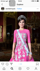 Royal style: the Queen of Spain reigns in the fashion games