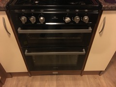 How do I turn the oven on 🙄