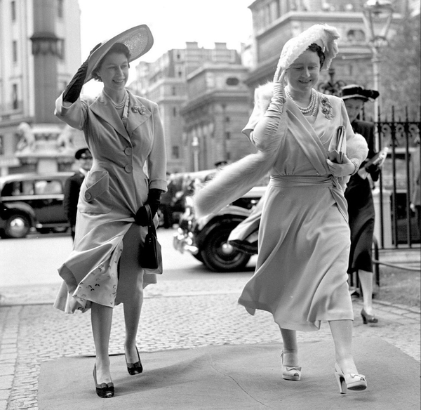 Royal style: Max and Wax and whacky hats