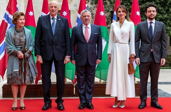 Royal style: the Queen of Spain reigns in the fashion games