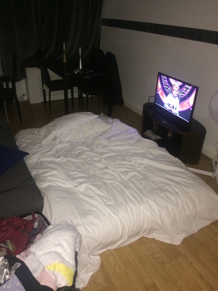To say be VERY careful when booking an Airbnb