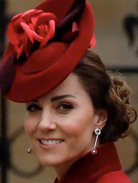 Royal style: Max and Wax and whacky hats