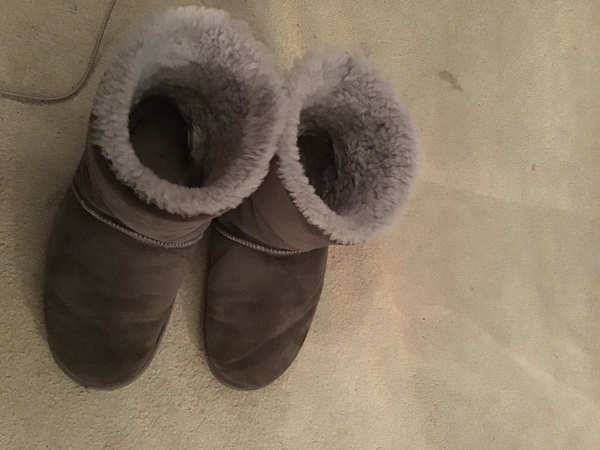 Show us your slippers!