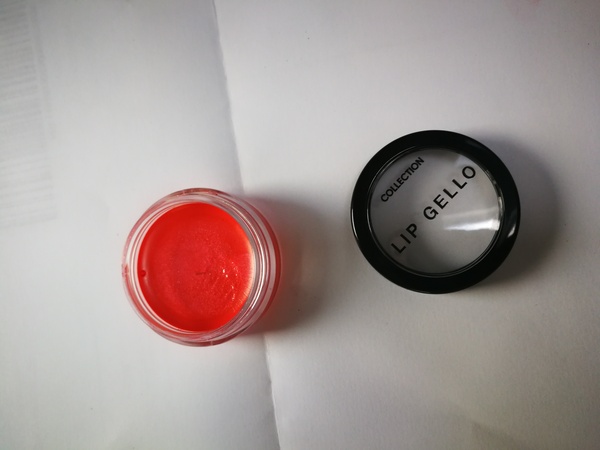 Coral lipstick