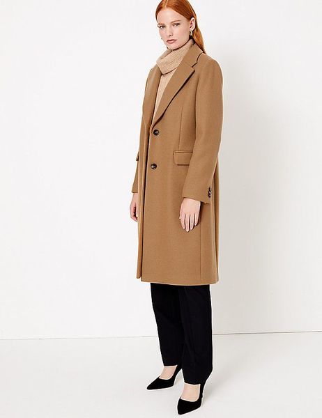 Does anyone know where Carrie Symonds got her coat from?