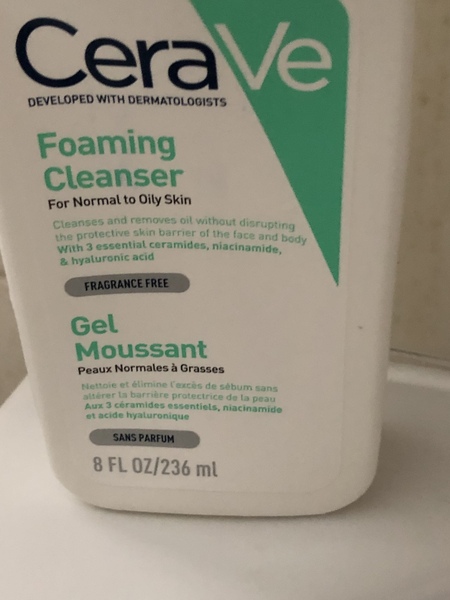 Best sensitive face wash for acne