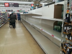 This panic buying is ridiculous, had to go to 6 diff shops just to get loo roll